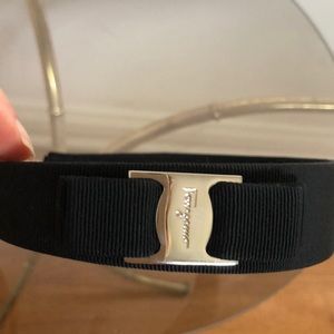 Salvatore Ferragamo Accessories - Auth Salvatore Ferragamo Wide Headband Black Salvatore Ferragamo Accessories - Auth Salvatore Ferragamo Wide Headband Black